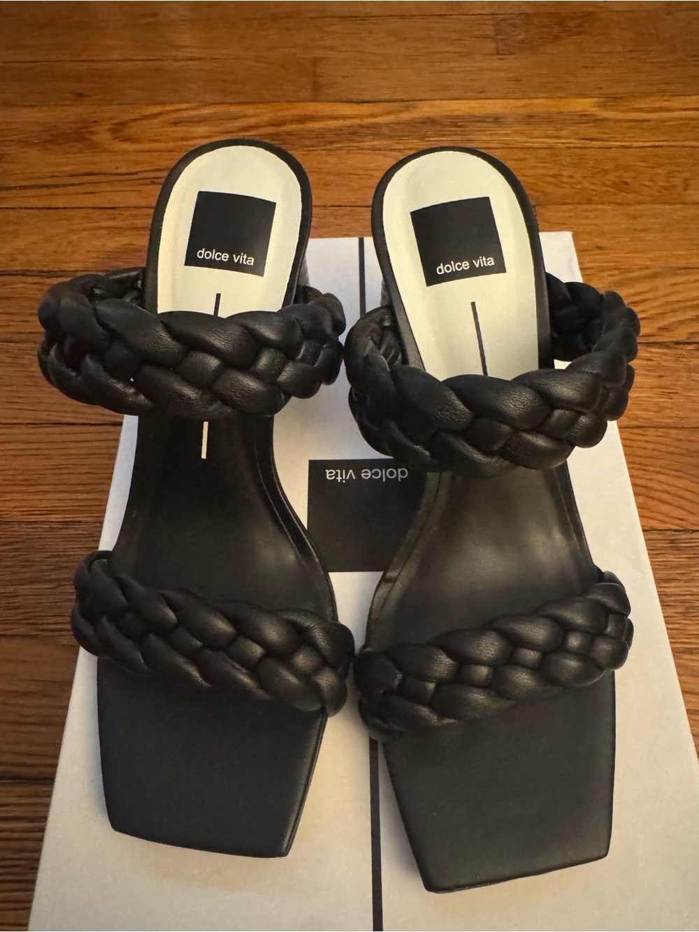 DOLCE VITA PAILY IN BLACK STELLA - SIZE 8.5 - NWT!!